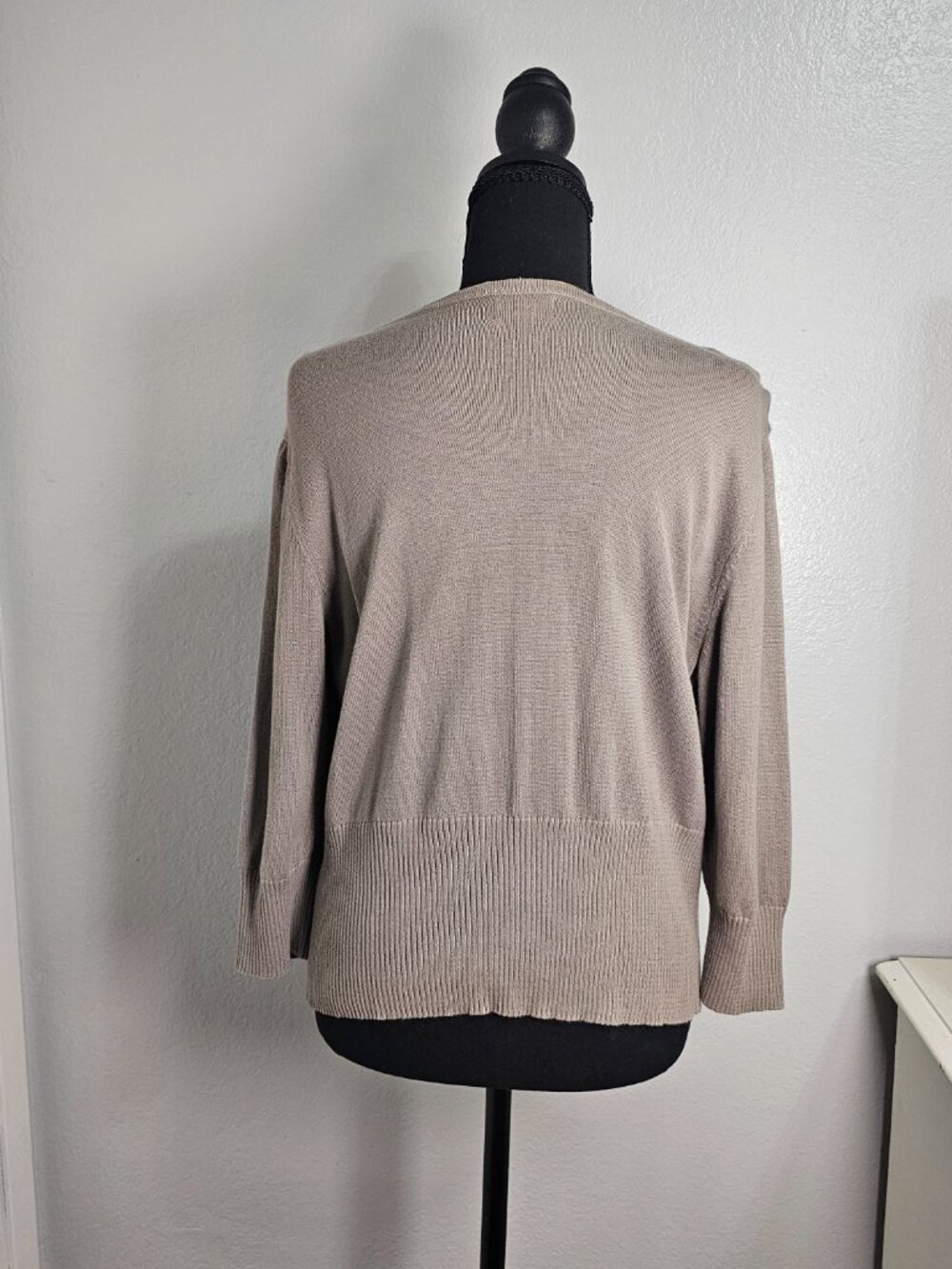 Elle Zipped Ruffled 3/4 Sleeves Cardigan Light Brown - Size Large - Picture 3 of 6